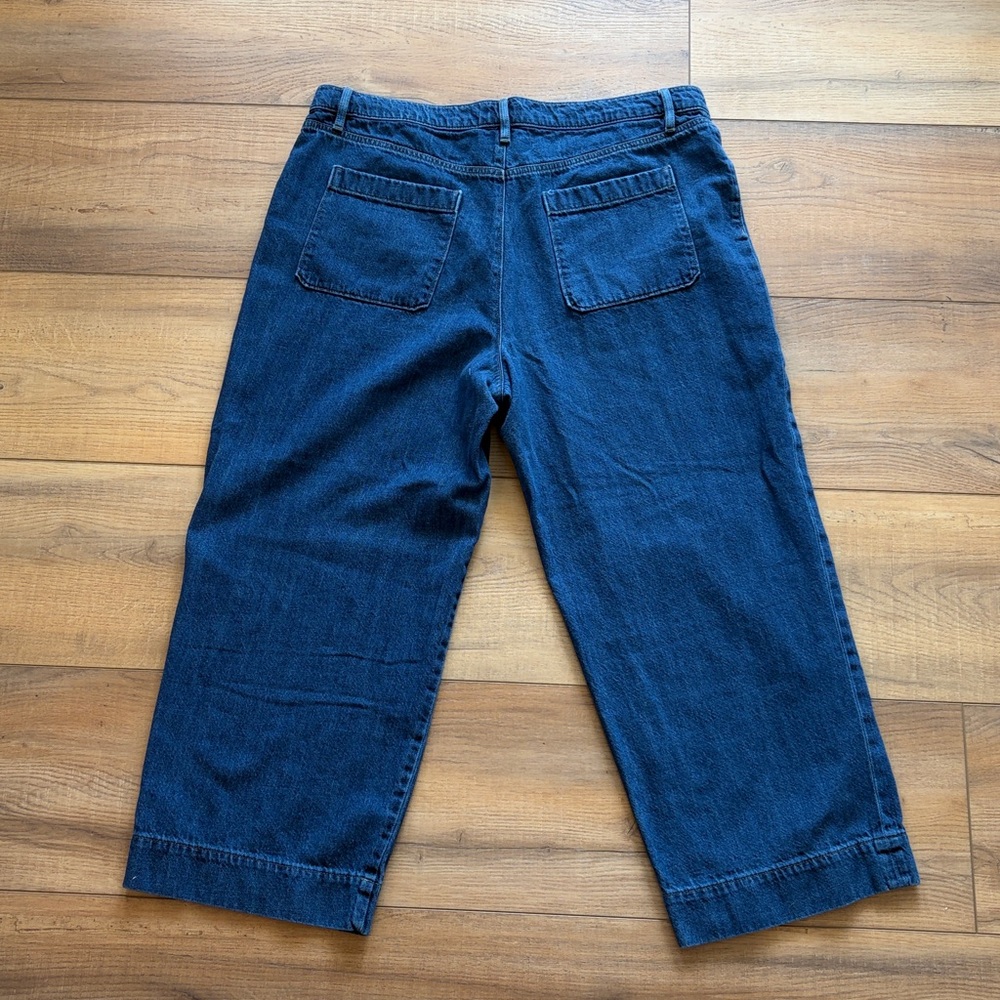 LOFT Outlet High-Rise Wide Leg Crop Jeans - Picture 2 of 7